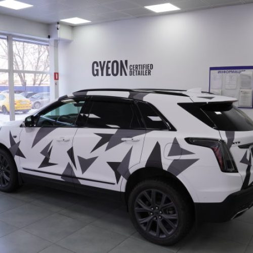 Cadillac-xt5-okleyka-v-kamuflyazh-2