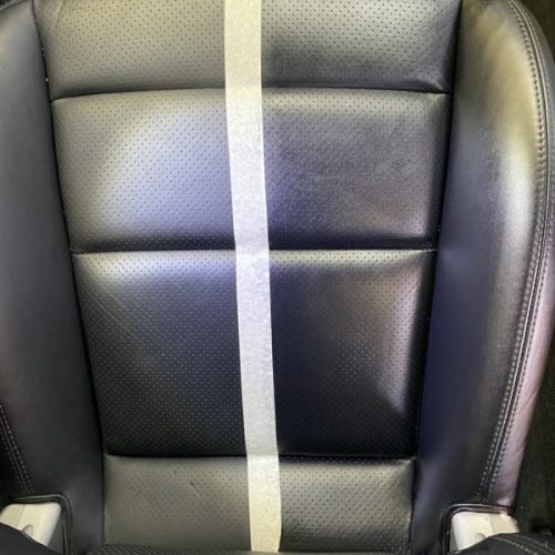 Detaling-the-interior-of-a-Porsche-911-turbo-23