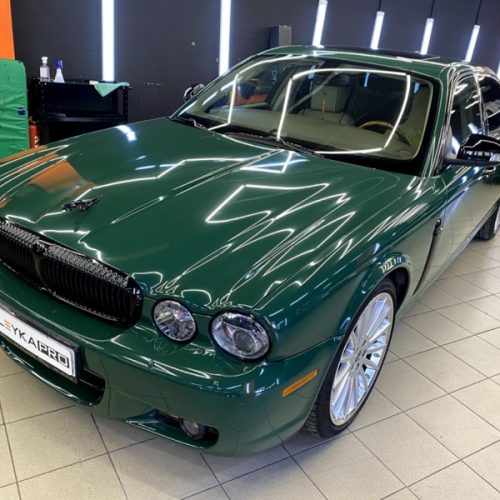 Jaguar-Daimler-color-change-to-green-avtovinil-and-auto-detaling-18_72