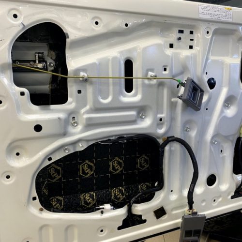 Toyota-land-cruiser-noise-insulation-7