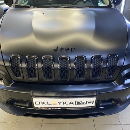 jeep-grand-cherokee-avtovinil-black-matte-color-change-pasting pro-1